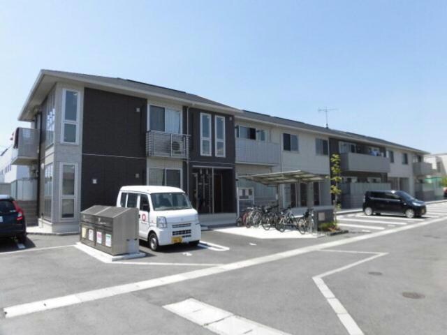 メイプル成章の物件外観写真