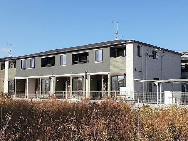 ノバリチェスメゾンの物件外観写真