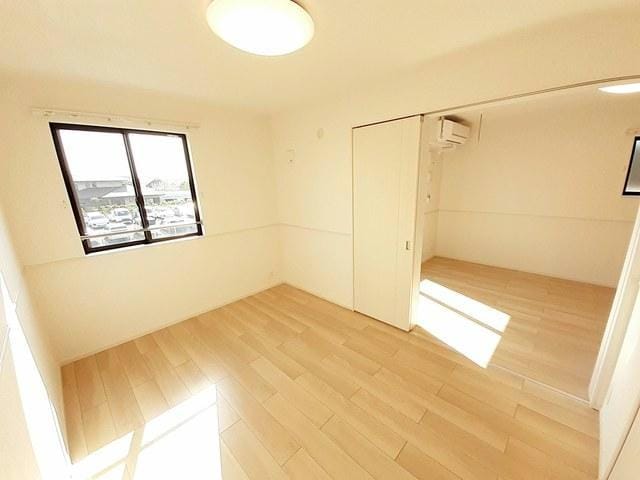 ノバリチェスメゾンの物件内観写真