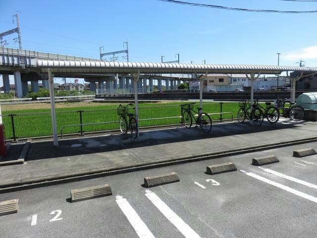 トップラインの物件外観写真