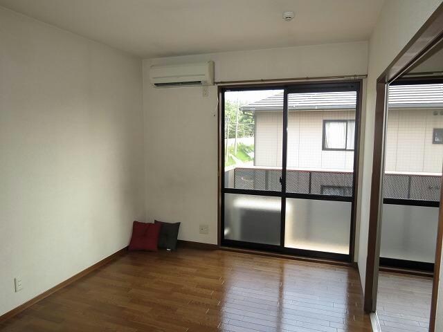 レジデンスナカヤの物件内観写真