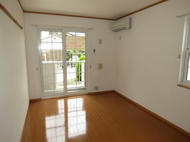 グラン・エスペールAの物件内観写真