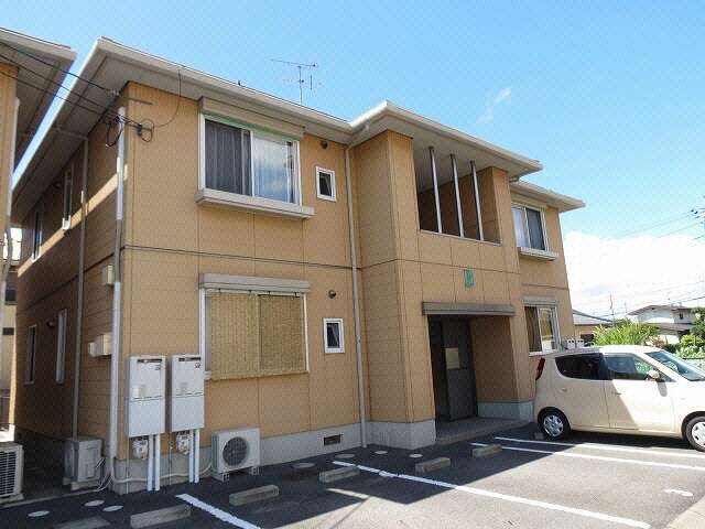 バリュージュサンヨーの物件外観写真