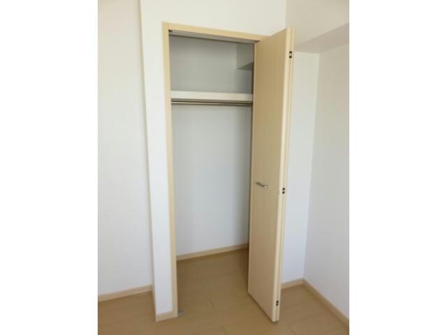 クリスタルローズA・Bの物件内観写真