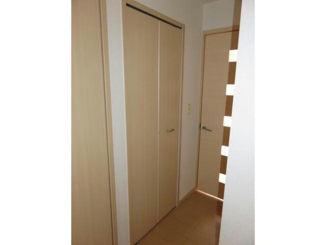 クリスタルローズA・Bの物件内観写真