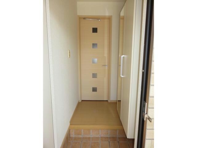 クリスタルローズA・Bの物件内観写真