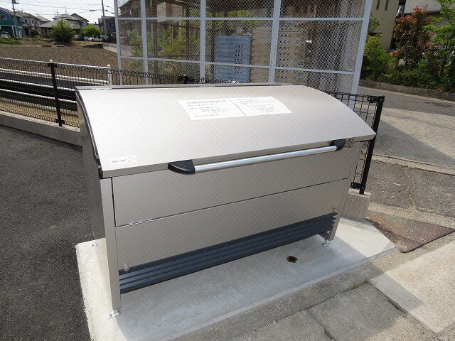 ラ・ルーチェの物件外観写真