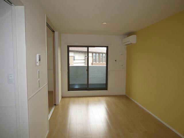 エテルナ　ナリッシュ　Ⅱ　の物件内観写真