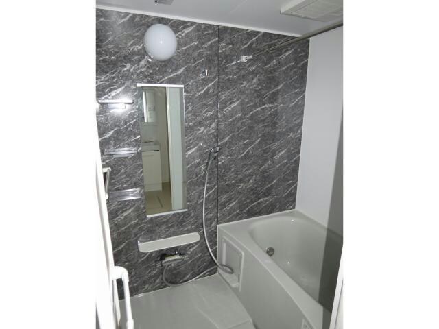 エテルナ　ナリッシュ　Ⅱ　の物件内観写真