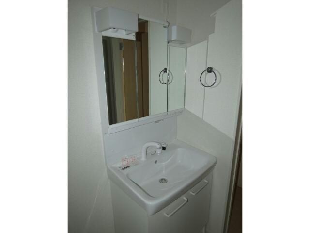 エテルナ　ナリッシュ　Ⅱ　の物件内観写真