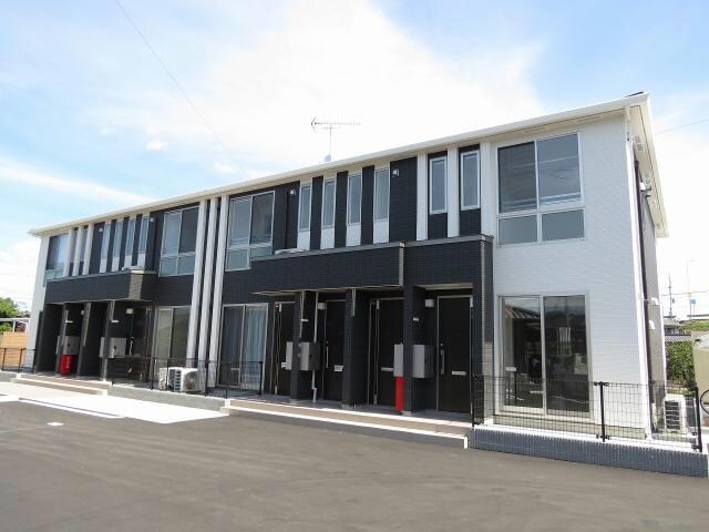 セルクラールの物件外観写真