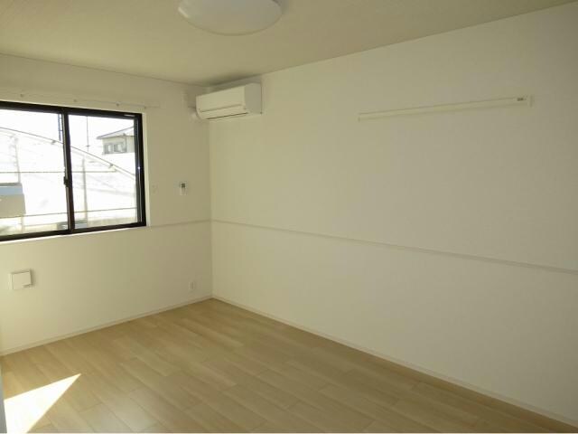 ベニアージュC・Dの物件内観写真