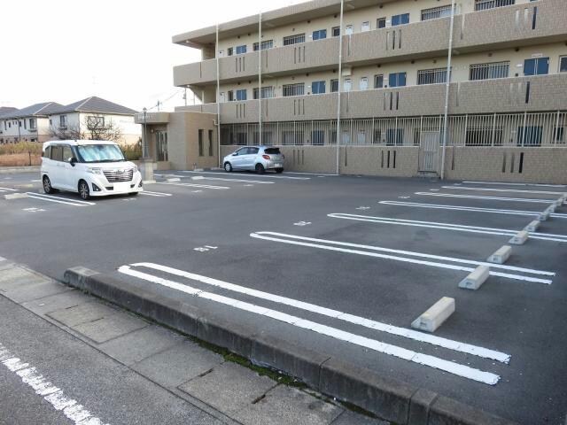 アプランドルⅤの物件外観写真