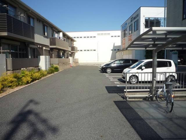 シュシュ　しらかしの物件外観写真