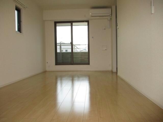 ミーテククルⅡの物件内観写真