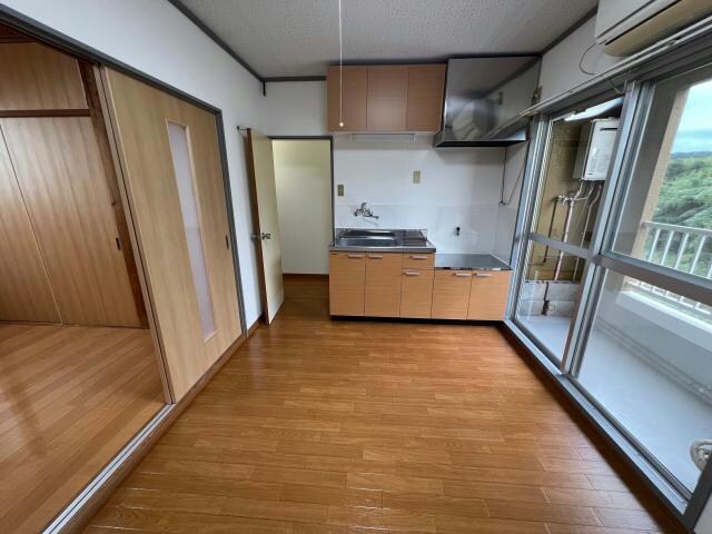 ビブレ下三栖の物件内観写真