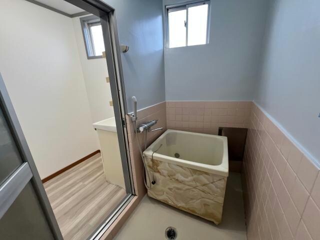 ビブレ下三栖の物件内観写真