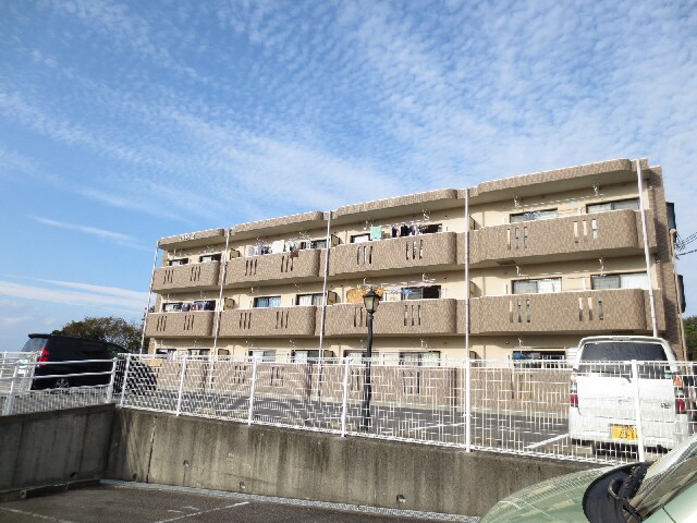 ゆららガーデンの物件外観写真