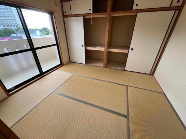 ゆららガーデンの物件内観写真