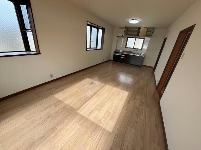 第二菖蒲谷マンションの物件内観写真