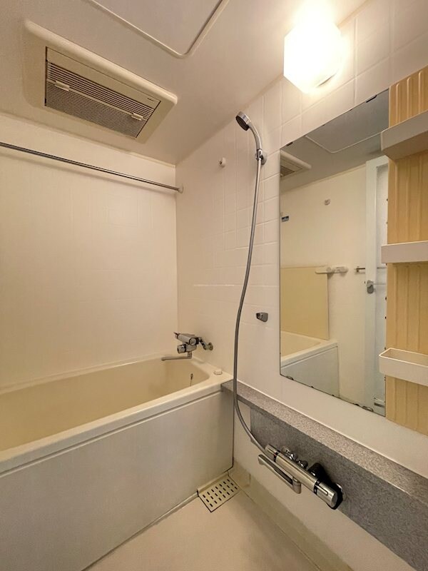 ヴェルシティ河渡の物件内観写真