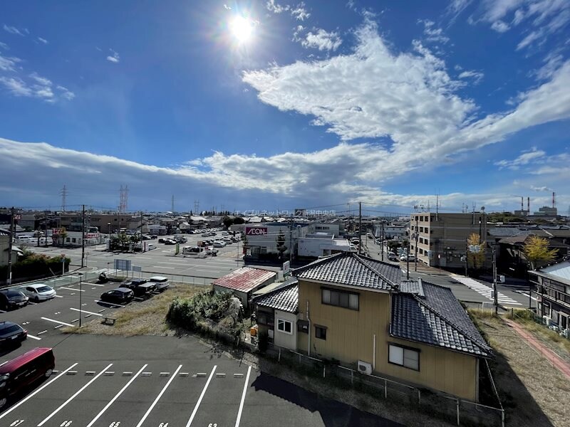 ヴェルシティ河渡の物件内観写真