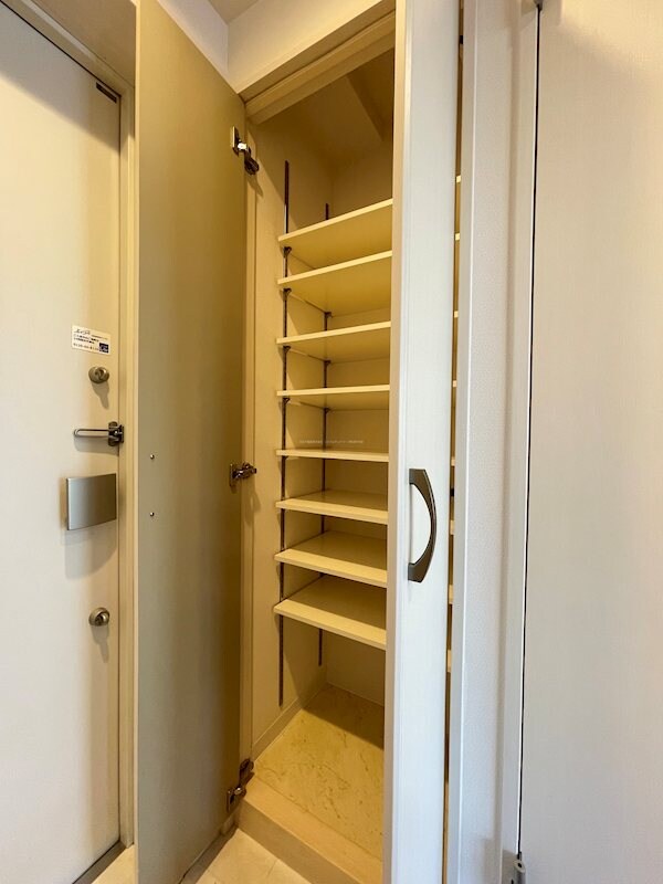 BUENA万代1丁目の物件内観写真