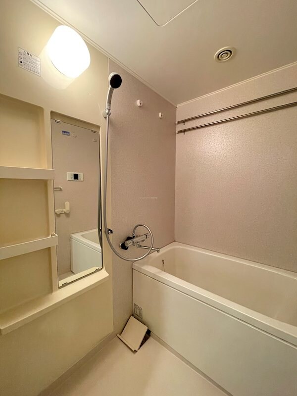 トゥールドゥソレイユの物件内観写真