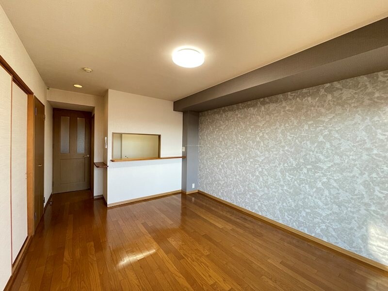 トゥールドゥソレイユの物件内観写真