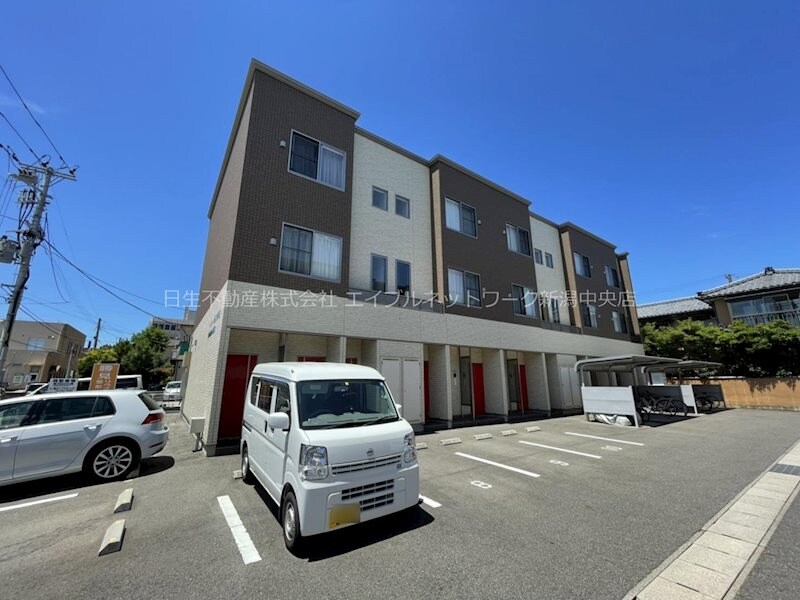 レジデンス堀之内南の物件外観写真