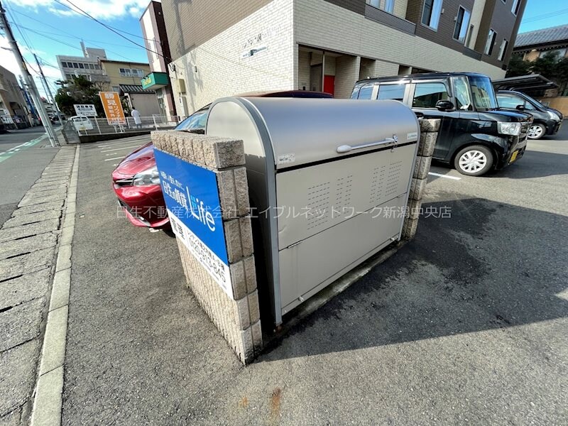 レジデンス堀之内南の物件内観写真