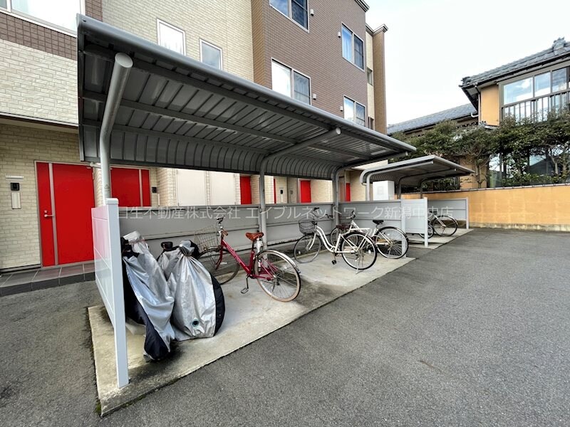 レジデンス堀之内南の物件内観写真