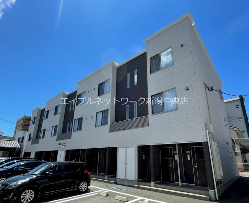 BUENA堀之内南3A棟の物件外観写真