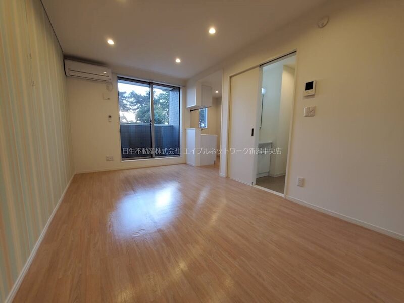 HILLS　MEJIROの物件内観写真