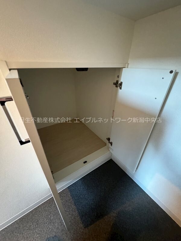 HILLS　MEJIROの物件内観写真