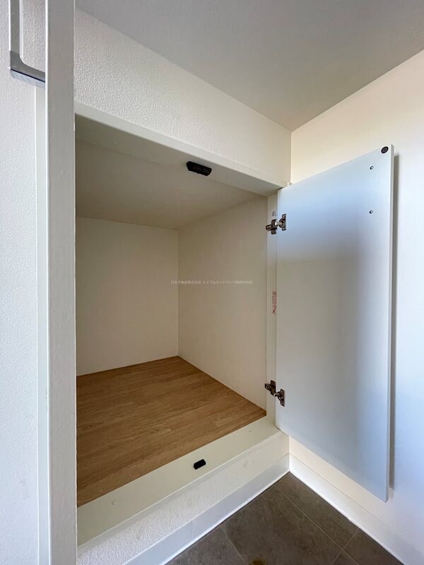 HILLS　MEJIROの物件内観写真