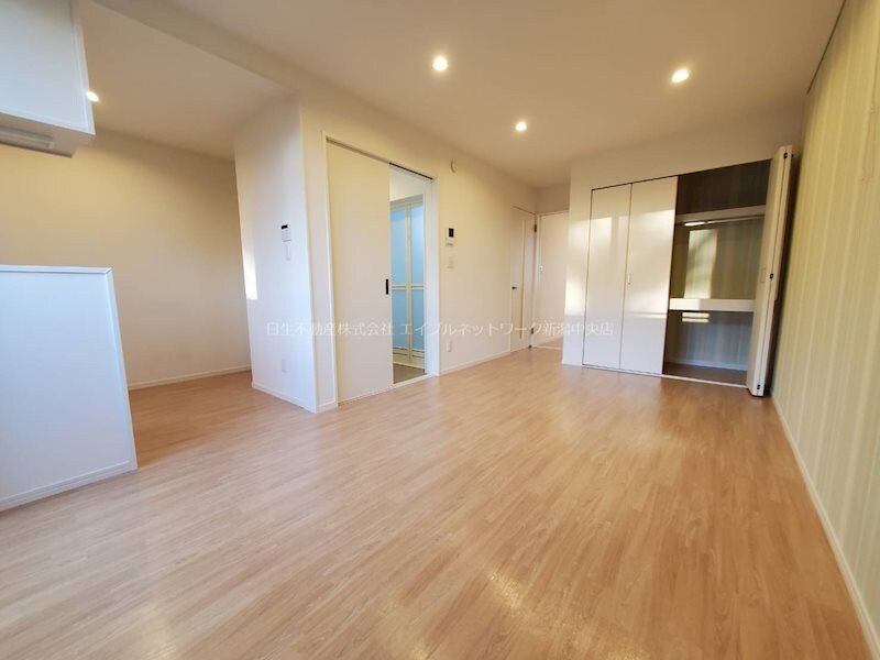 HILLS　MEJIROの物件内観写真