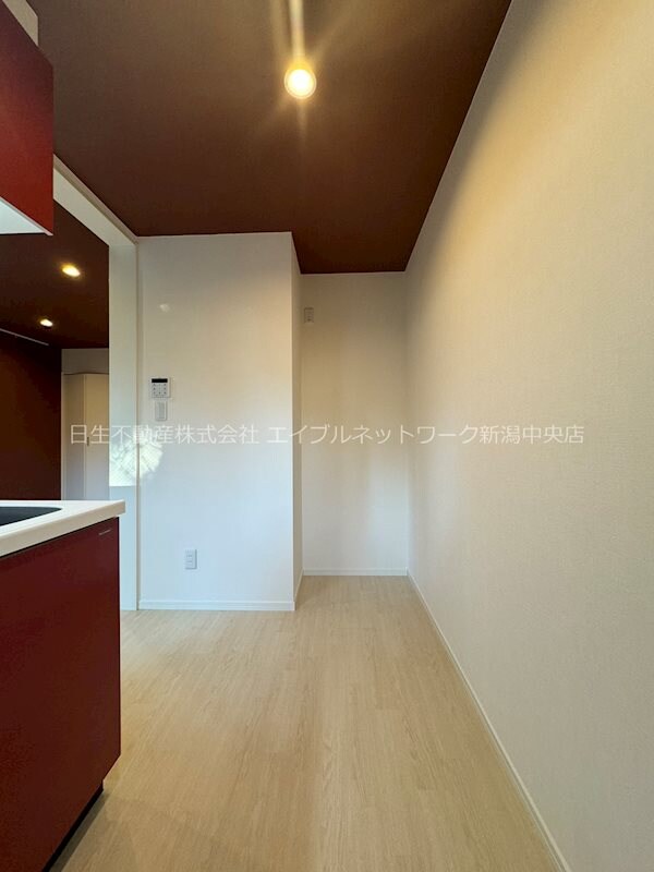 HILLS　MEJIROの物件内観写真