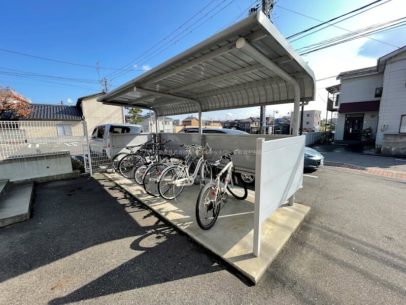 HILLS　MEJIROの物件内観写真