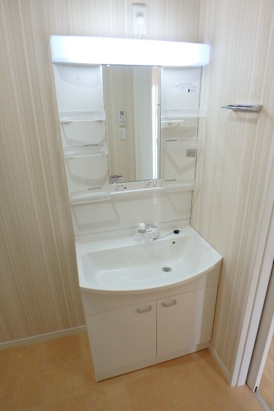 アストライア女池神明の物件内観写真