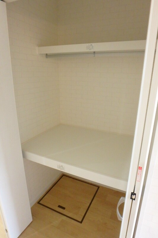 アストライア女池神明の物件内観写真