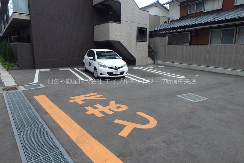 BUENA東幸町弐番館の物件内観写真