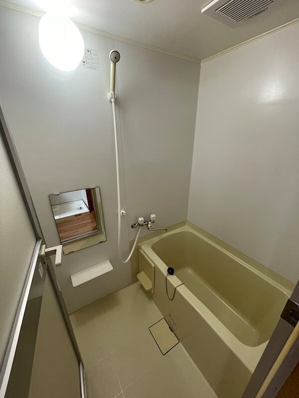 ロイヤルステージIIの物件内観写真