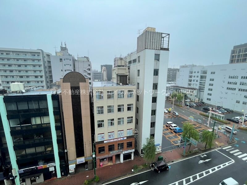 ホワイトプラザ西堀の物件内観写真