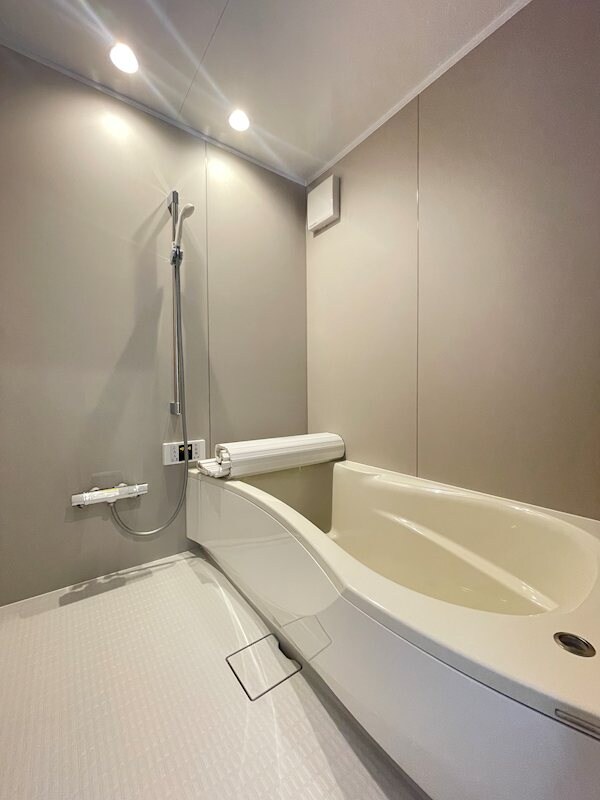 柳原3丁目A貸家の物件内観写真