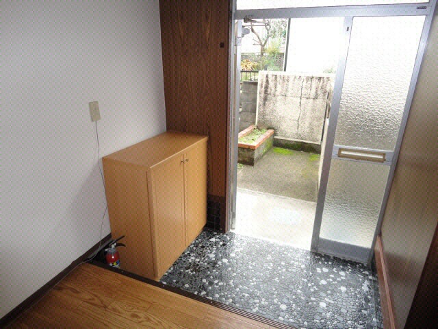 運転試験場入口 徒歩2分 1-2階の物件内観写真