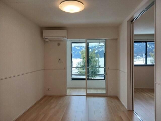 ローズ　ガーデン　大野Bの物件内観写真