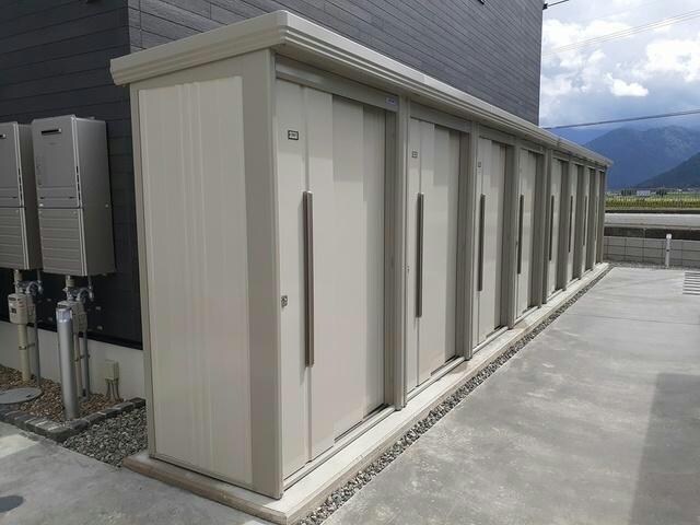 ローズ　ガーデン　大野Bの物件外観写真