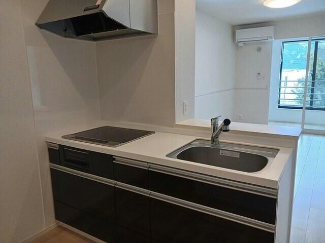 ローズ　ガーデン　大野Bの物件内観写真