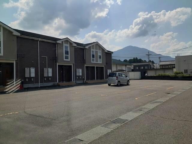 ルミエール神明の物件外観写真